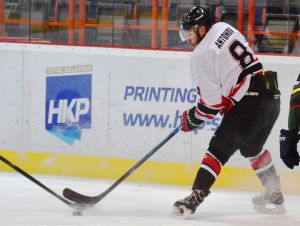 Trnavskí hokejisti zdolali Senicu aj štvrtýkrát, vybojovali si záchranu v súťaži