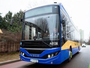 MHD v Trnave aj autobusy v kraji budú mať od 1. októbra polovičné cestovné