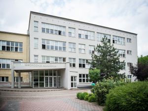 Obchodná akadémia z Trnavy opäť najlepšia vďaka excelentným výsledkom žiakov