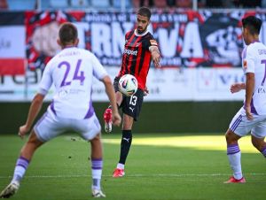 Spartakovec Ujlaky pomôže so záchranou Skalici, Stojsavljeviča omilostili