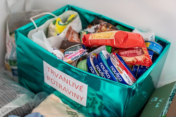 Trnavská arcidiecézna charita opäť pomôže ľuďom v núdzi potravinami a drogériou