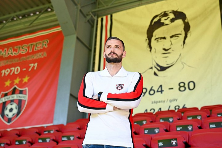 V Spartaku pokračuje aj Erik Sabo, jeho výkony odmenili v klube novou zmluvou